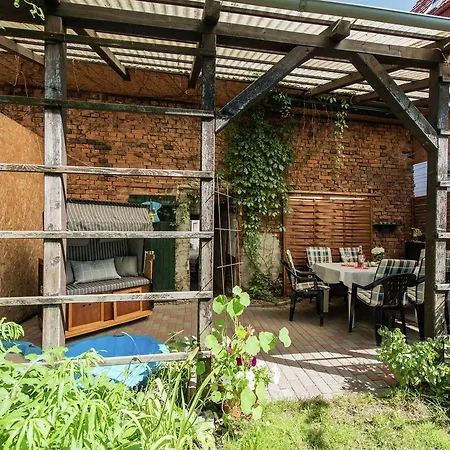 Ideal In Wurtha- Farnroda Thuringia, With Barbecue * Wutha-Farnroda