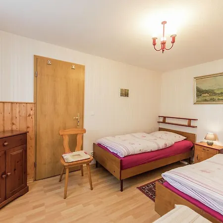 Ideal In Wurtha- Farnroda Thuringia, With Barbecue Wutha-Farnroda